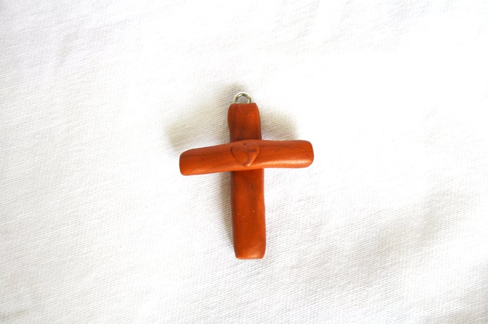 Croce in fimo - 3 cm x 3 cm. Colori personalizzabili
